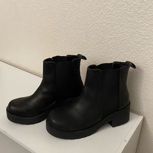 SOLD - Steve Madden Black Platform Ankle Boots